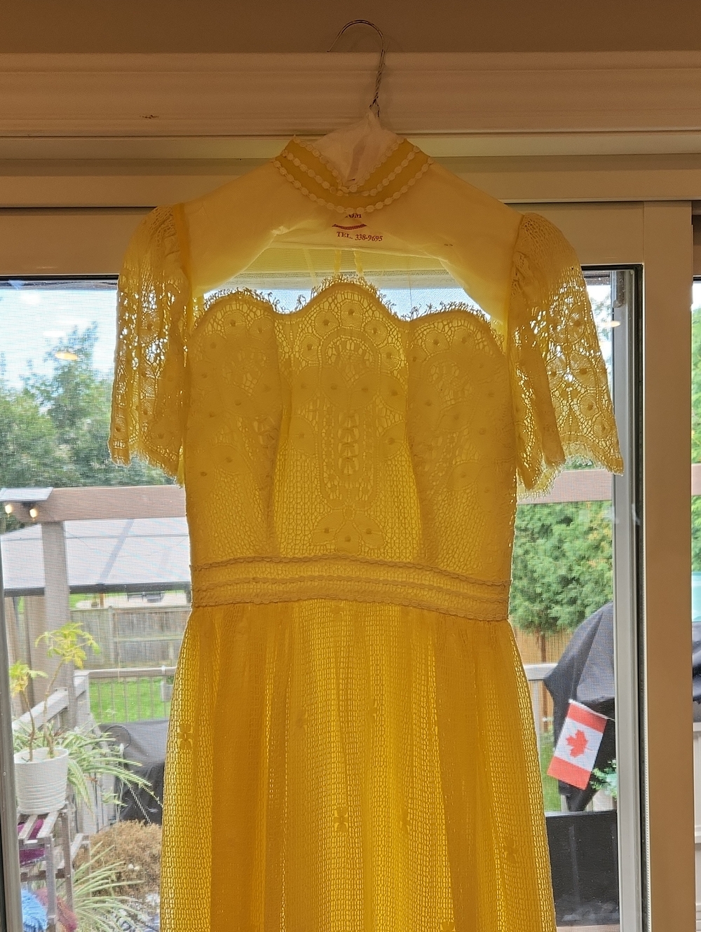 Vintage Yellow Lace Short-Sleeve Full Length Dress